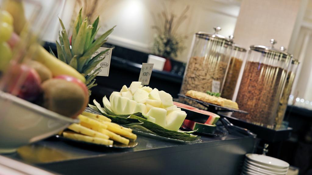 อาร์ค ลา รัมบลา Hotel บาร์เซโลนา ภายนอก รูปภาพ